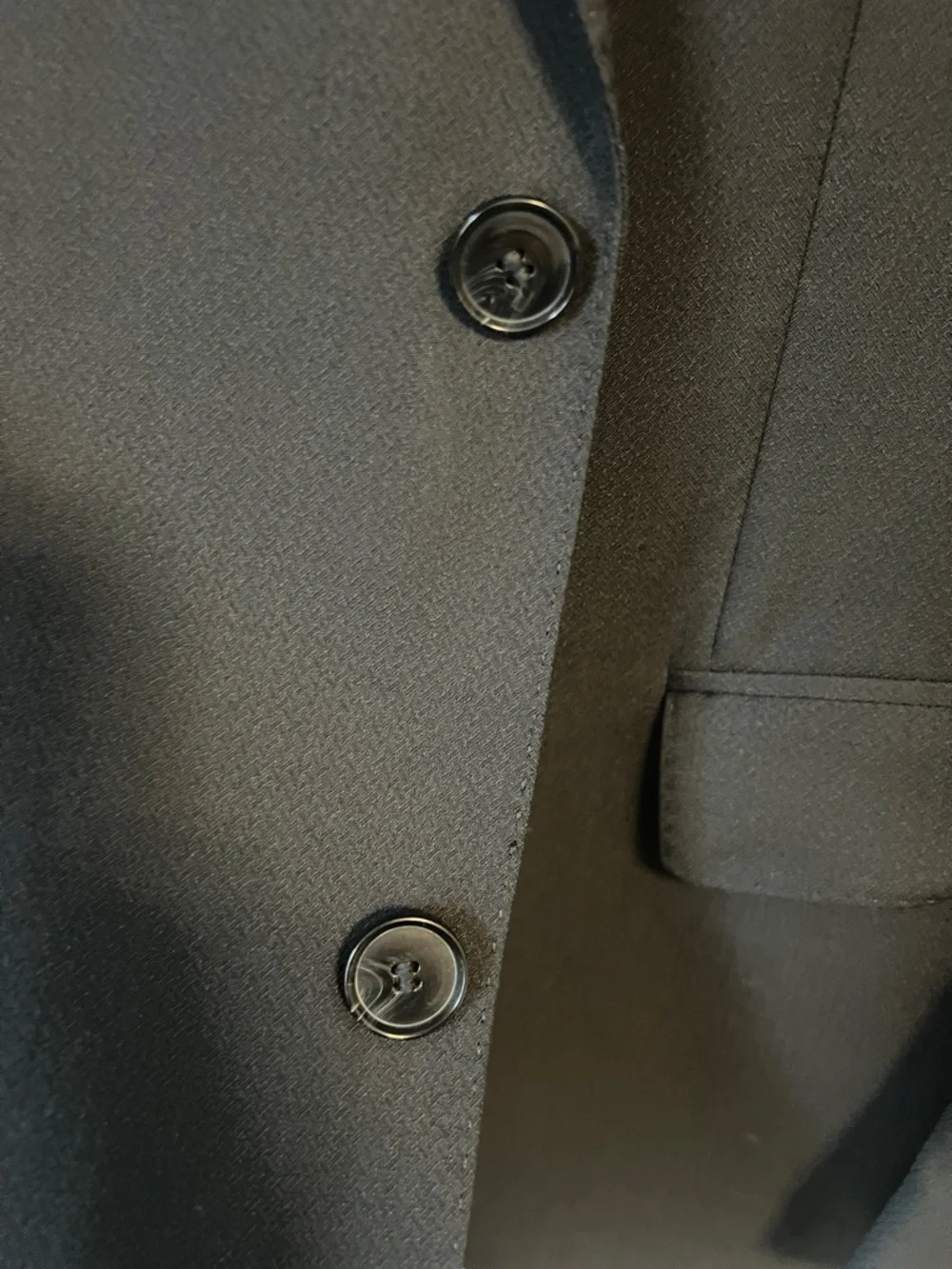 HUGO Men's Black Single-Breasted Suit - Picture 3 of 6